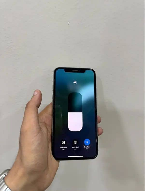 IPHONE XS 256 GB NON PTA  FACTORY UNLOCK 5