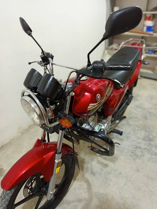 sale yamaha red colour 5