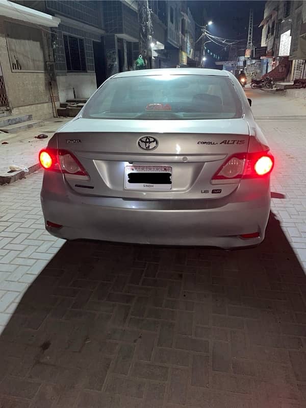 Toyota Corolla Altis 2010 1