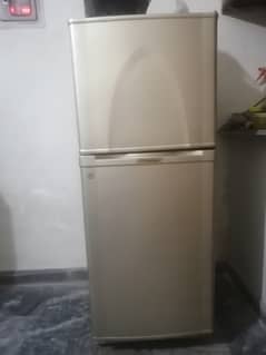 Dawlance Fridge For Urgent Sale