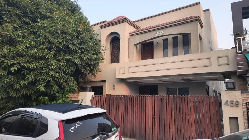 10 Marla House In Bahria Town Lahore For Sale 2