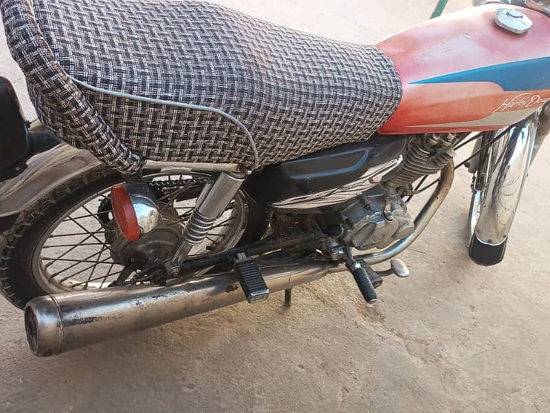 urgent sale honda 125 contant number 03176390712 5