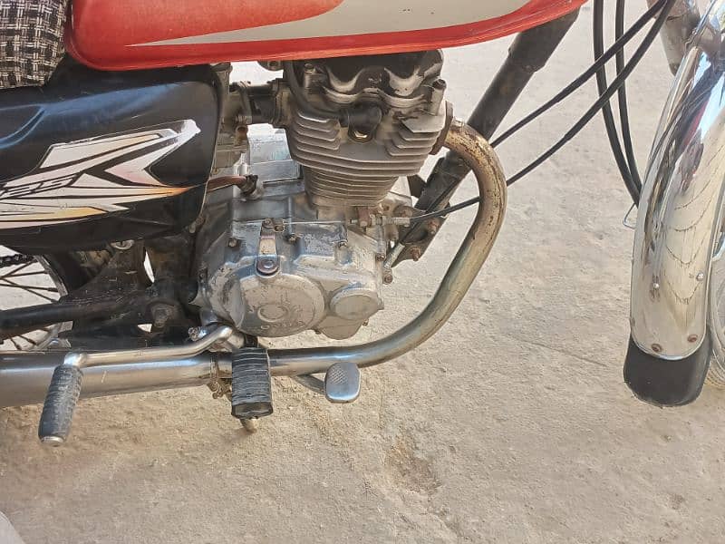 urgent sale honda 125 contant number 03176390712 6