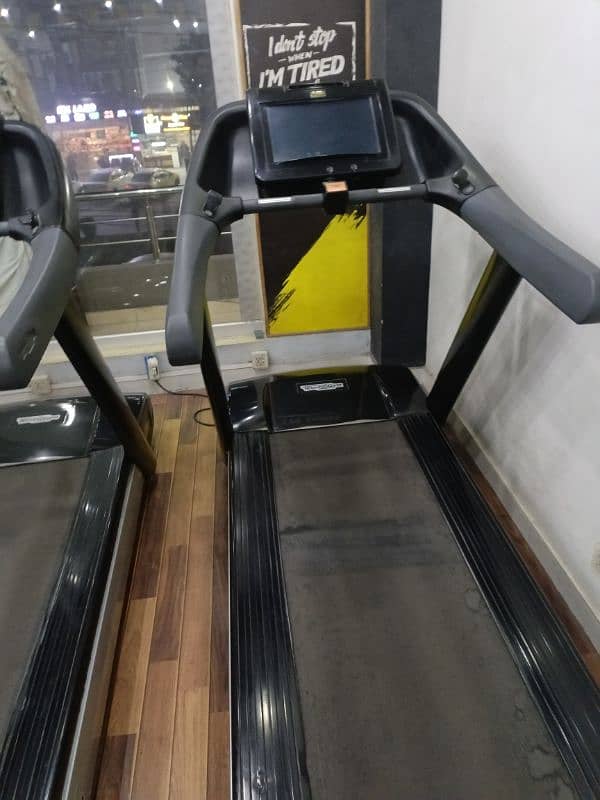 treadmill elliptical and uprait bike technologym 4