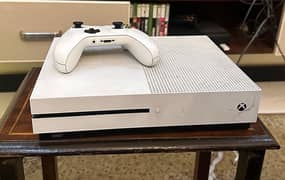 Xbox One S 1 TB With 13 Games