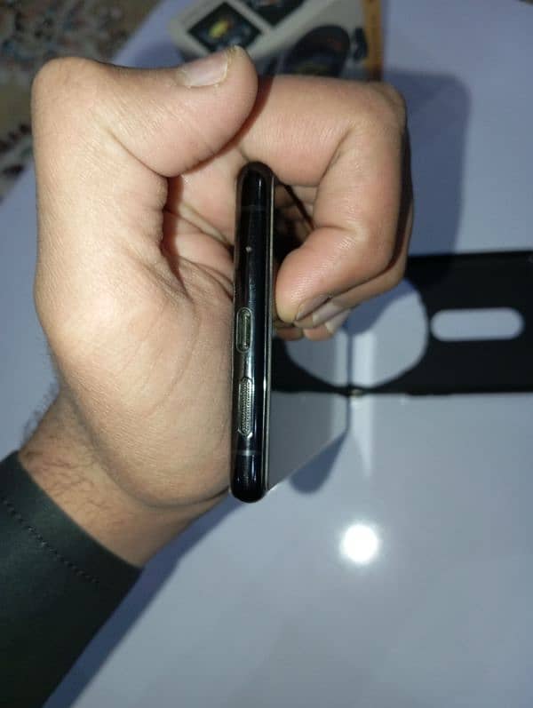 good condition Sony Xperia 1 3