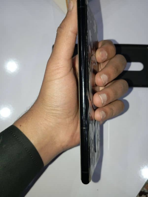 good condition Sony Xperia 1 5