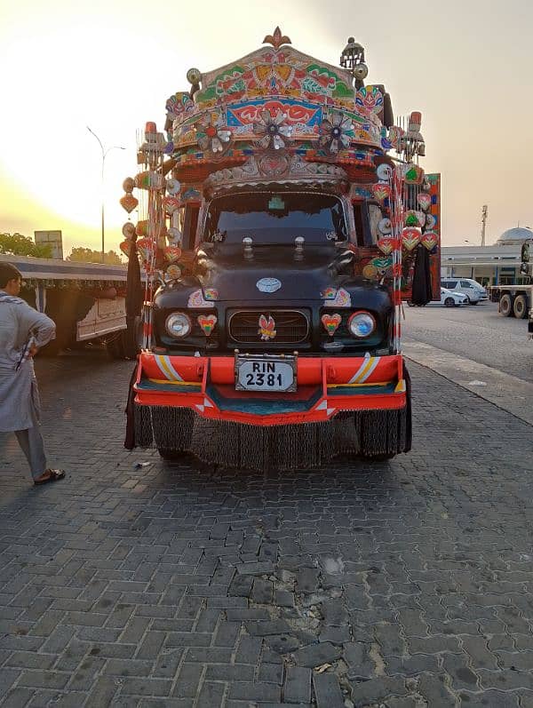 20 ft cont Bedford Rawalpindi num new tyre 03215300491 2