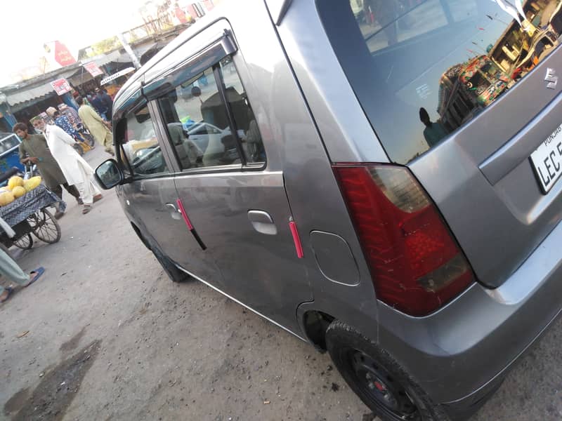 Suzuki Wagon R 2016 1