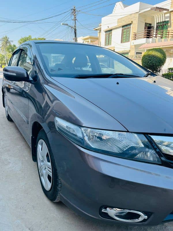 Honda City 2018/2017 1st owner company maintained 10