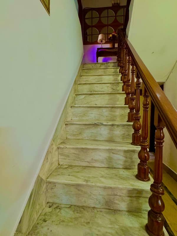 10 Marla Like A Brand New House Available For Sale Iqbal Town Prime Location 18