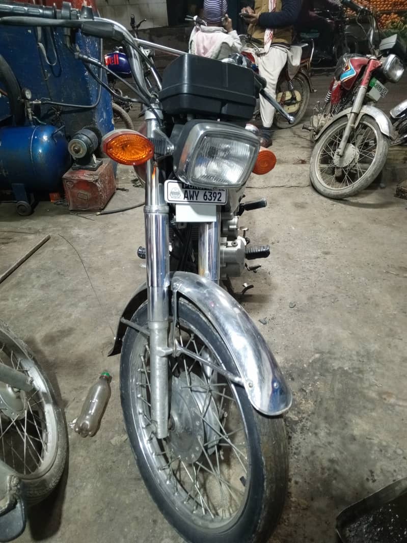 Honda CG 125 2021 4