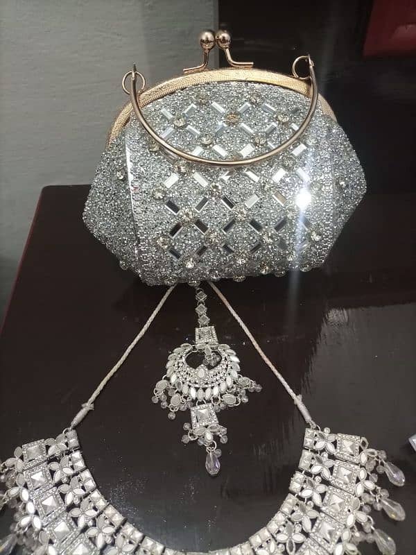 Bridal Mexei for sale with jewellery & caltuch 15