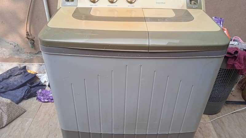 Selling super Asia washing machine 1