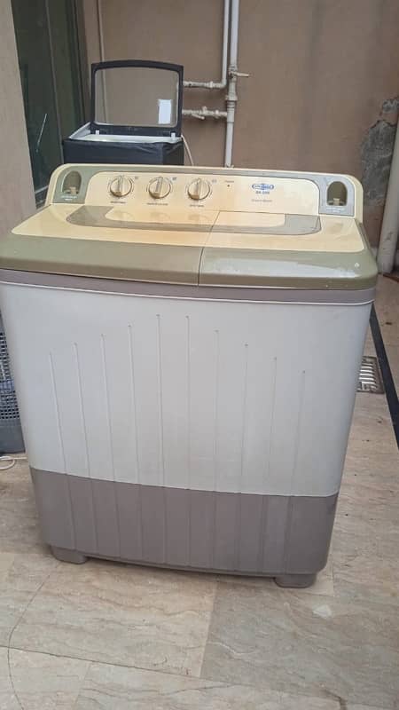 Selling super Asia washing machine 3