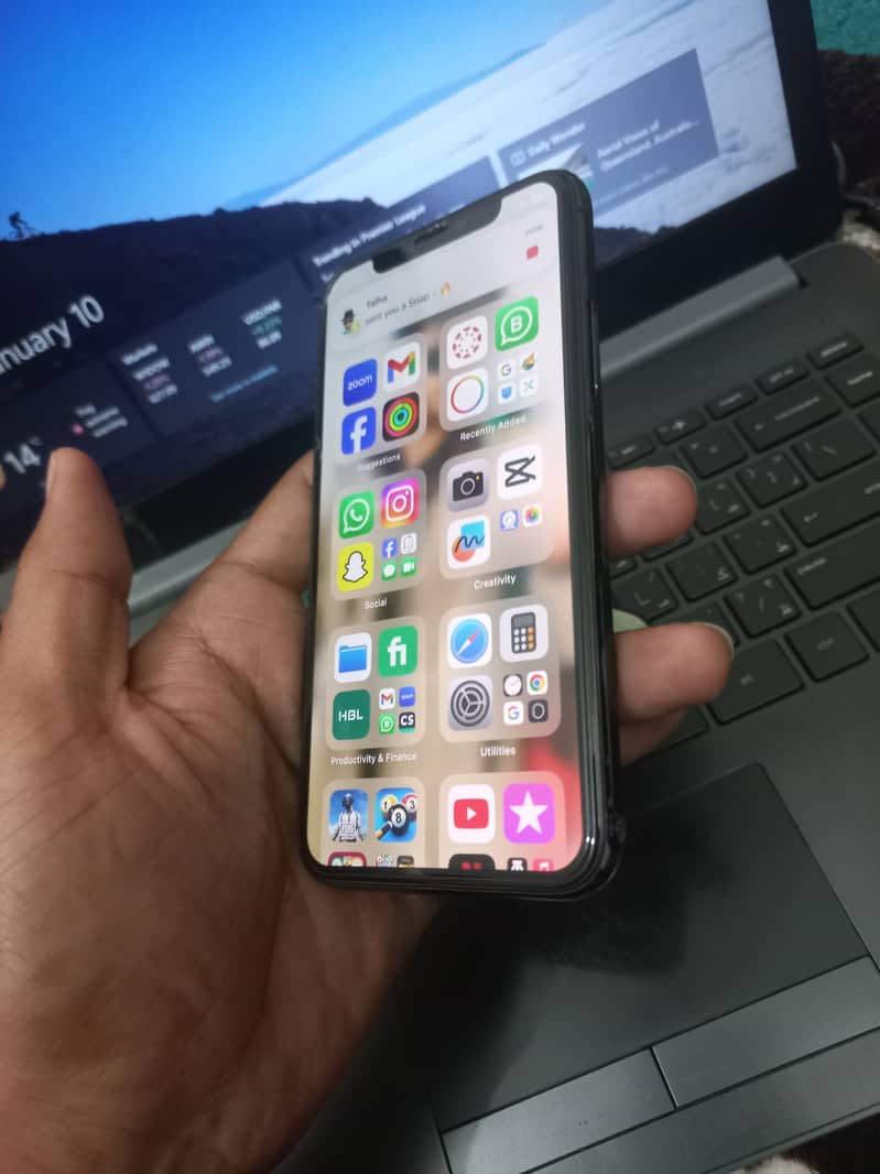 Apple iPhone 11 Pro 4