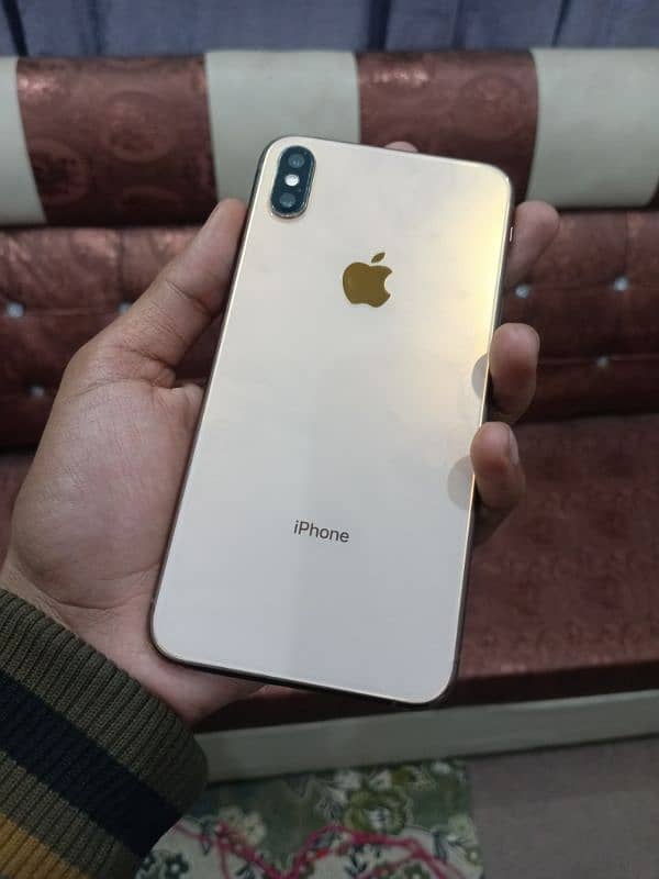 iPhone XSMAX 256 GB Pta Approved 1