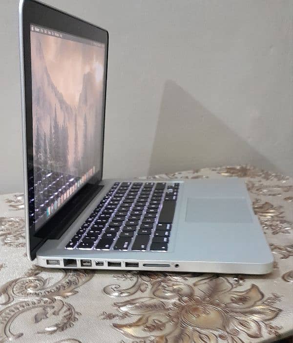 MACBOOK PRO 2012 like Brand New More Information in Description 3