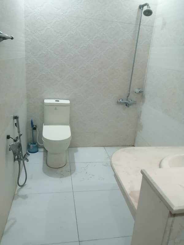 8 marla house for rent in Abdalian housing society Lahore 13