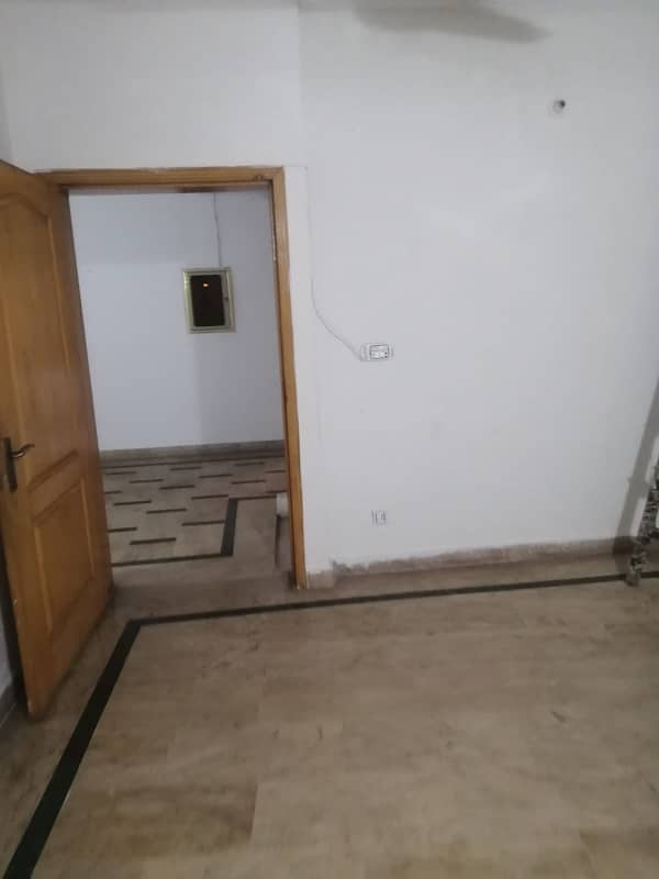 8 marla house for rent in Abdalian housing society Lahore 14