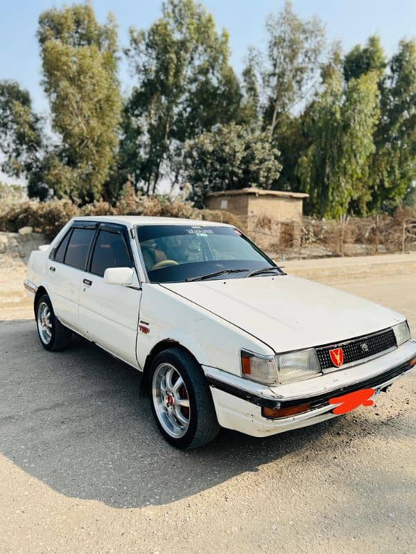 Toyota Corolla 1986 11