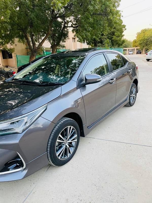 1.6 Altis Corolla Special Edition with Sunroof 1