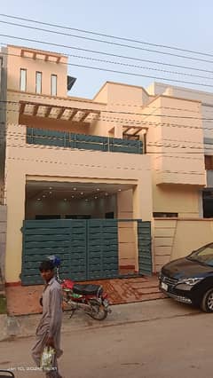 8 Marla Owner Built House For Sale In Johar Town Lahore