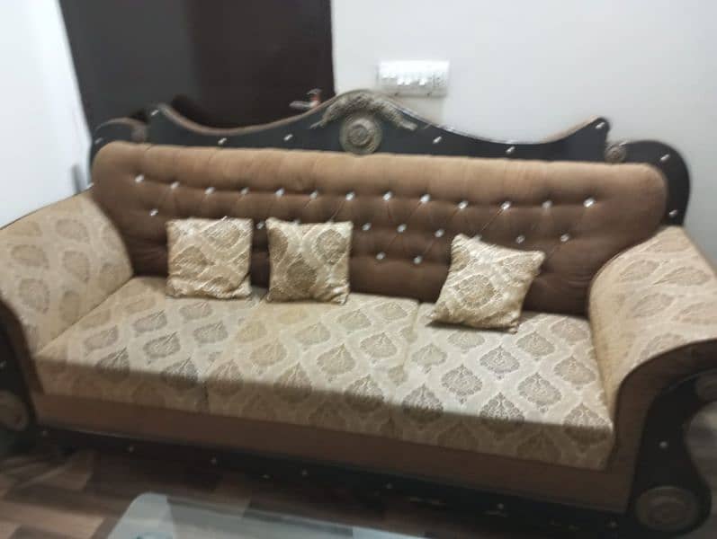 SOFA SET 6 SEATER 2