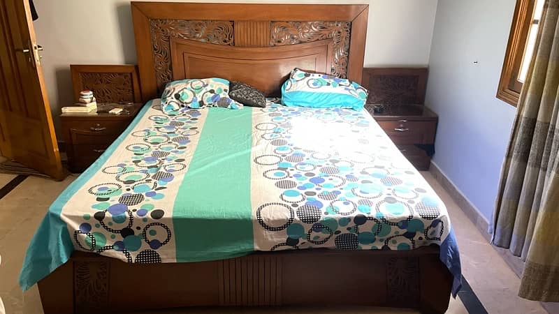 furniture/bed set for sale urgent 0