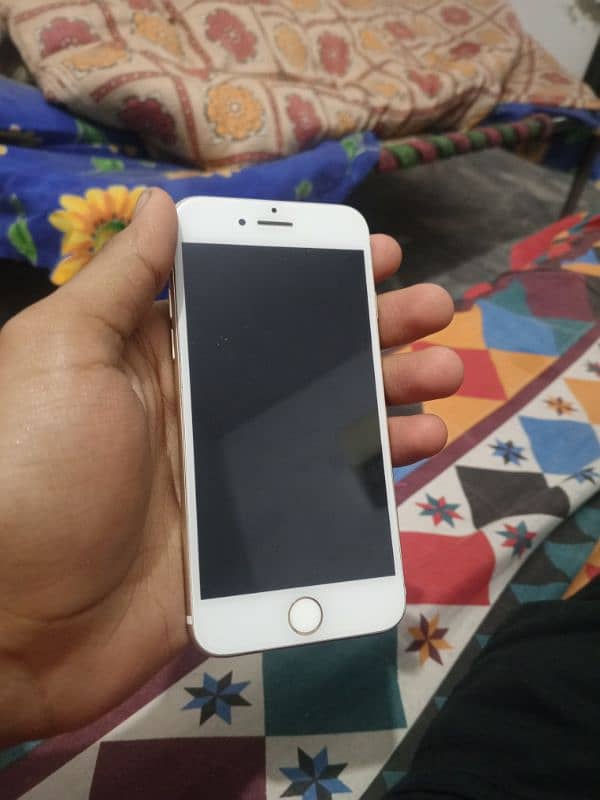 i phone 7 10/10 urgent sale 2