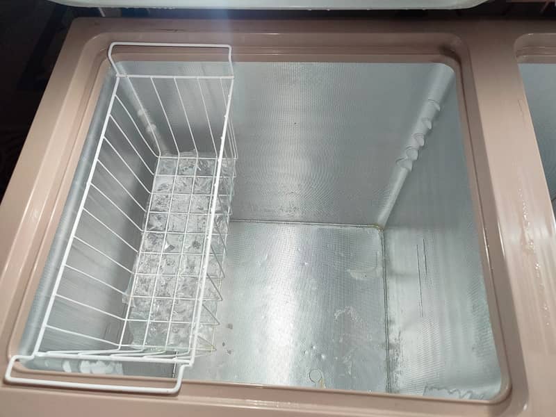 Dawlance Deep Freezer Urgent Sale | Double Door Fast Perfect Cooling 3