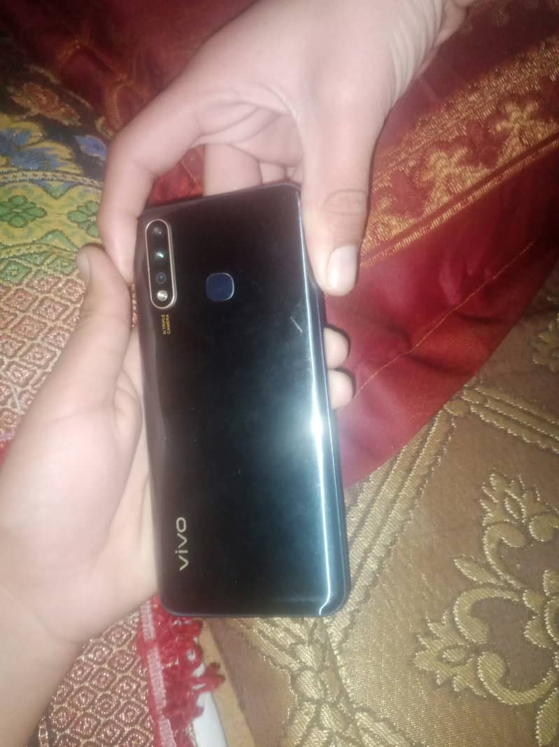 Vivo V19 0