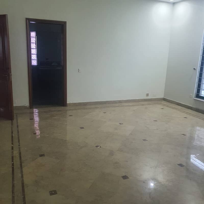 Two kanal House available for rent in Gulberg Lahore 10