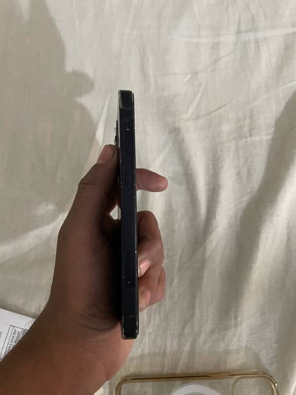 iphone 12 mini 5