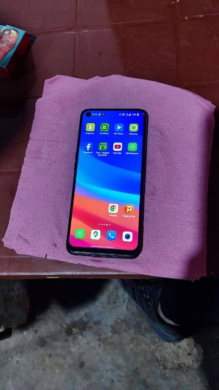 aoa Bhai mujhy OnePlus Nord 200 sale karna hai 10/8 single phone 0