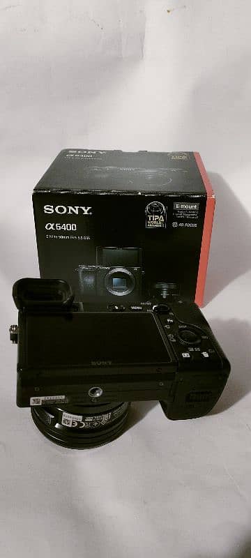 Sony 6400 with kit lens 1