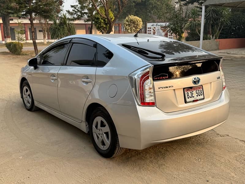 Toyota Prius 2013/2017 import 3