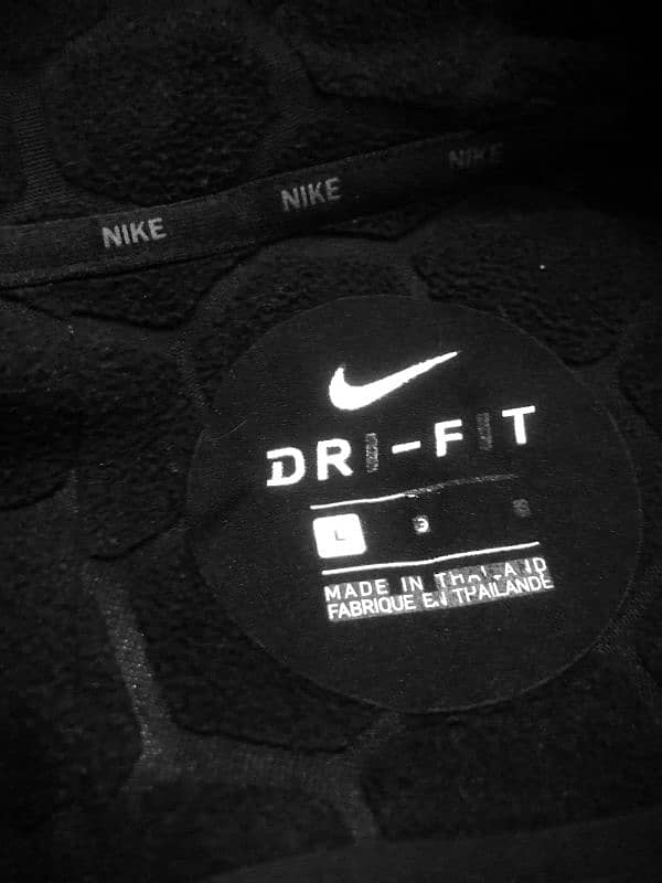 Premium Hoodie Nike Dark grey || Size Large || Drifit 1