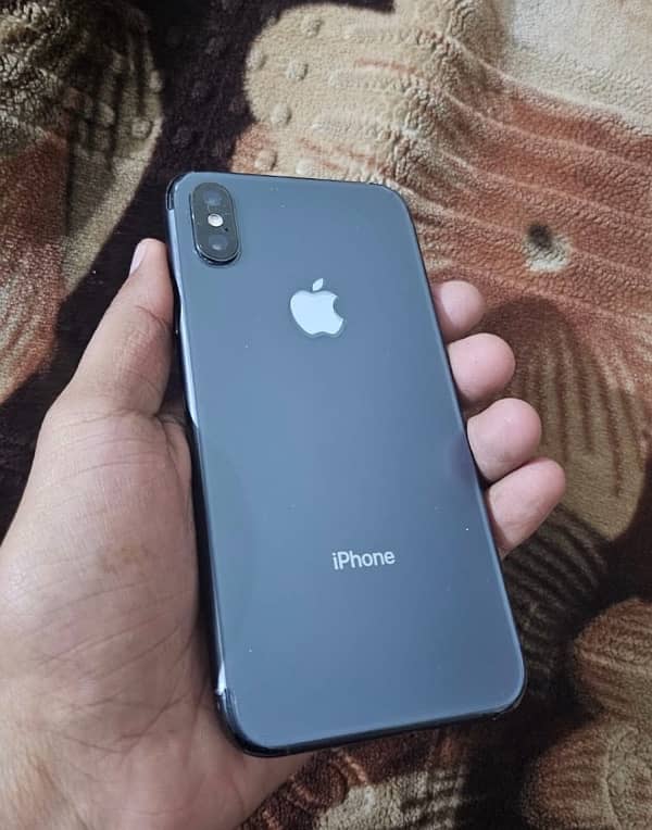 iPhone XS 3