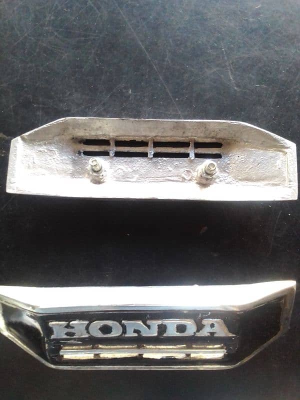 Honda Monogram silver Body Rs,700 2