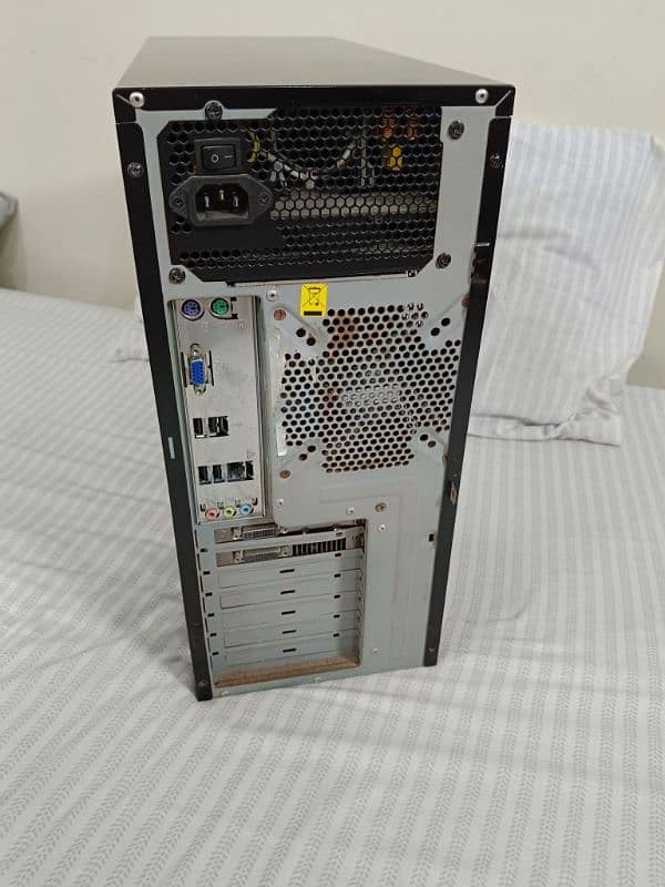 Desktop PC (Intel core i5 2400) 8GB RAM 3