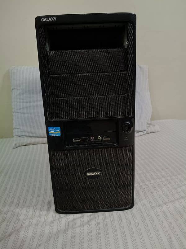 Desktop PC (Intel core i5 2400) 8GB RAM 6