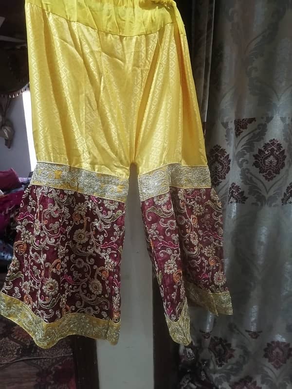 9 women clothes very good rate (read description 0