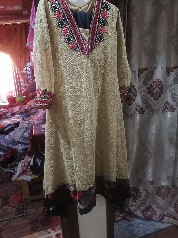 9 women clothes very good rate (read description 4