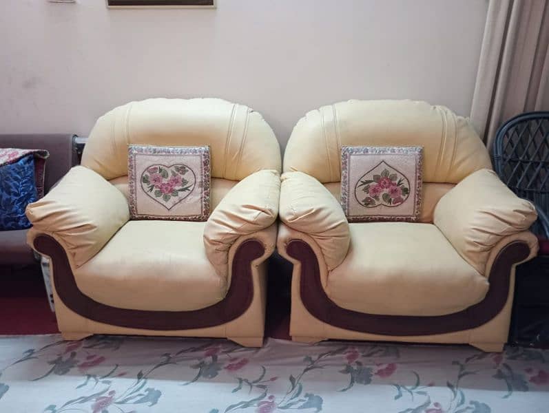 5 PCs Sofa Set 1