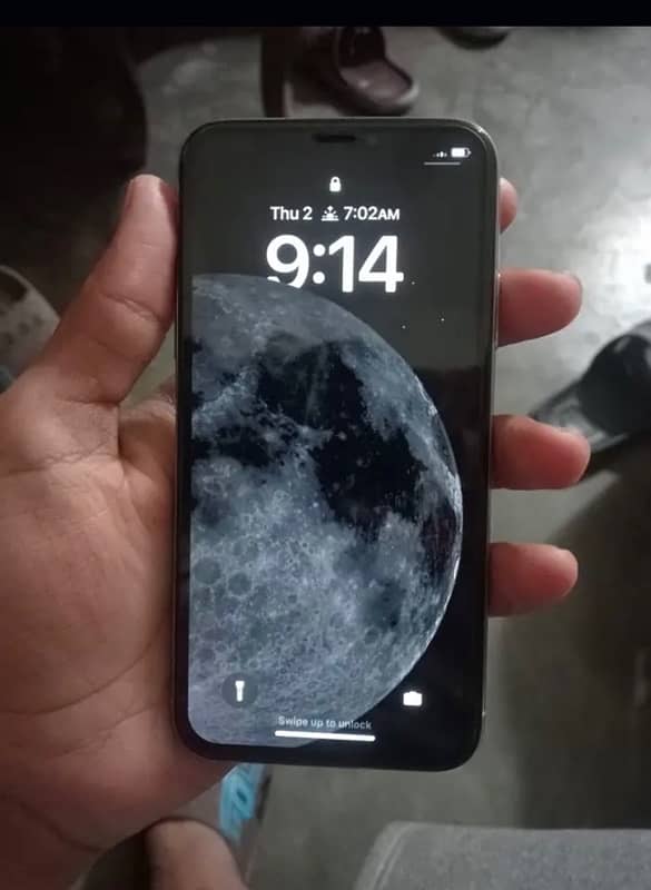 I PHONE X AND 6 Exchange possible 1