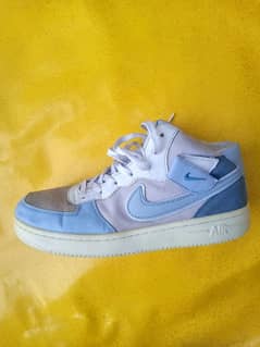 Nike Air Force 1