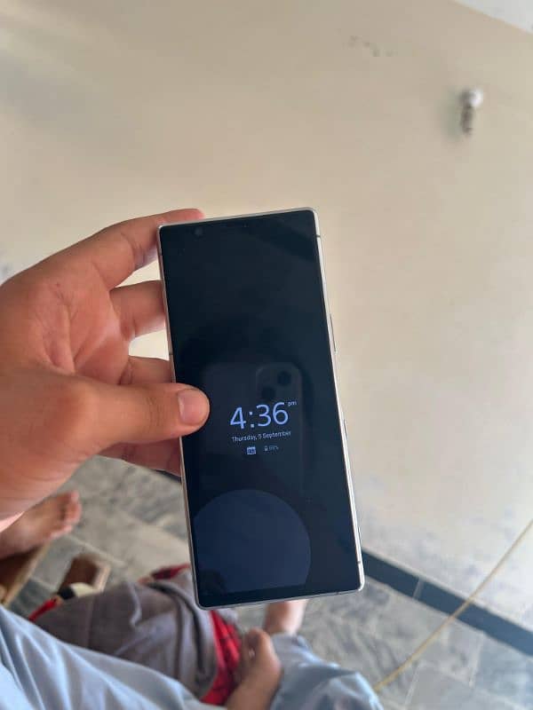 sony xperia5 mark 2 forsale 2