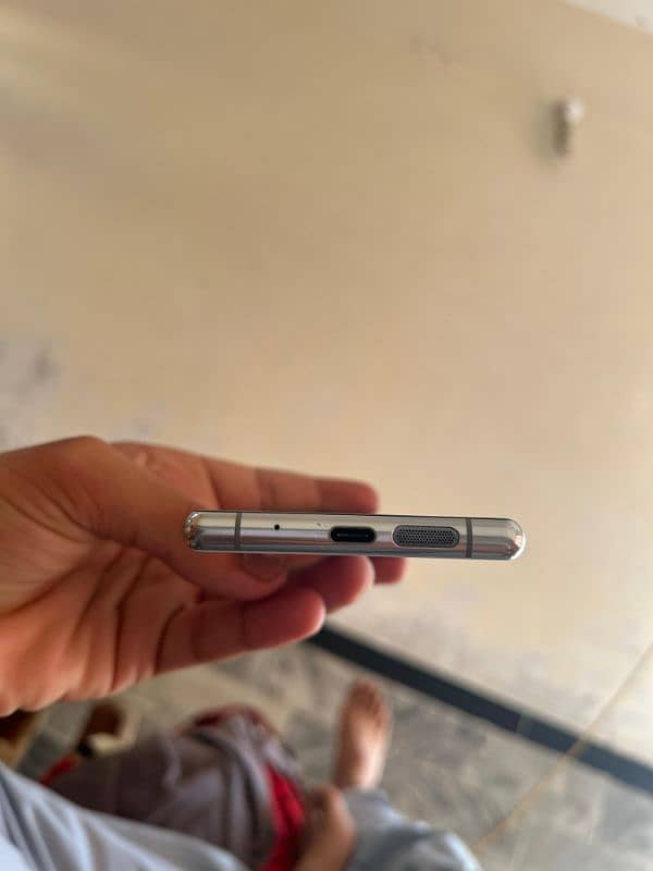 sony xperia5 mark 2 forsale 3