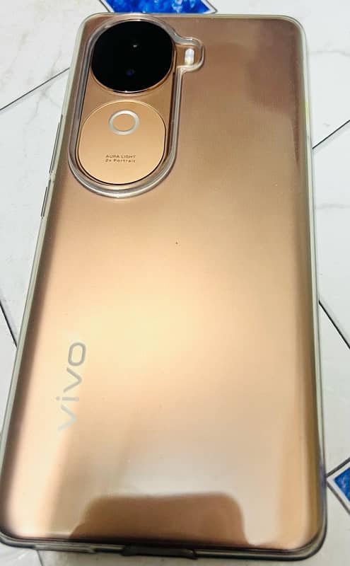 Vivo v40e 3